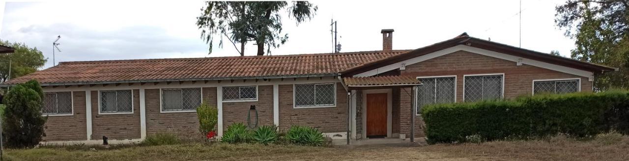 Quito Eco Lodge Airport - B&B 塔巴贝拉 外观 照片